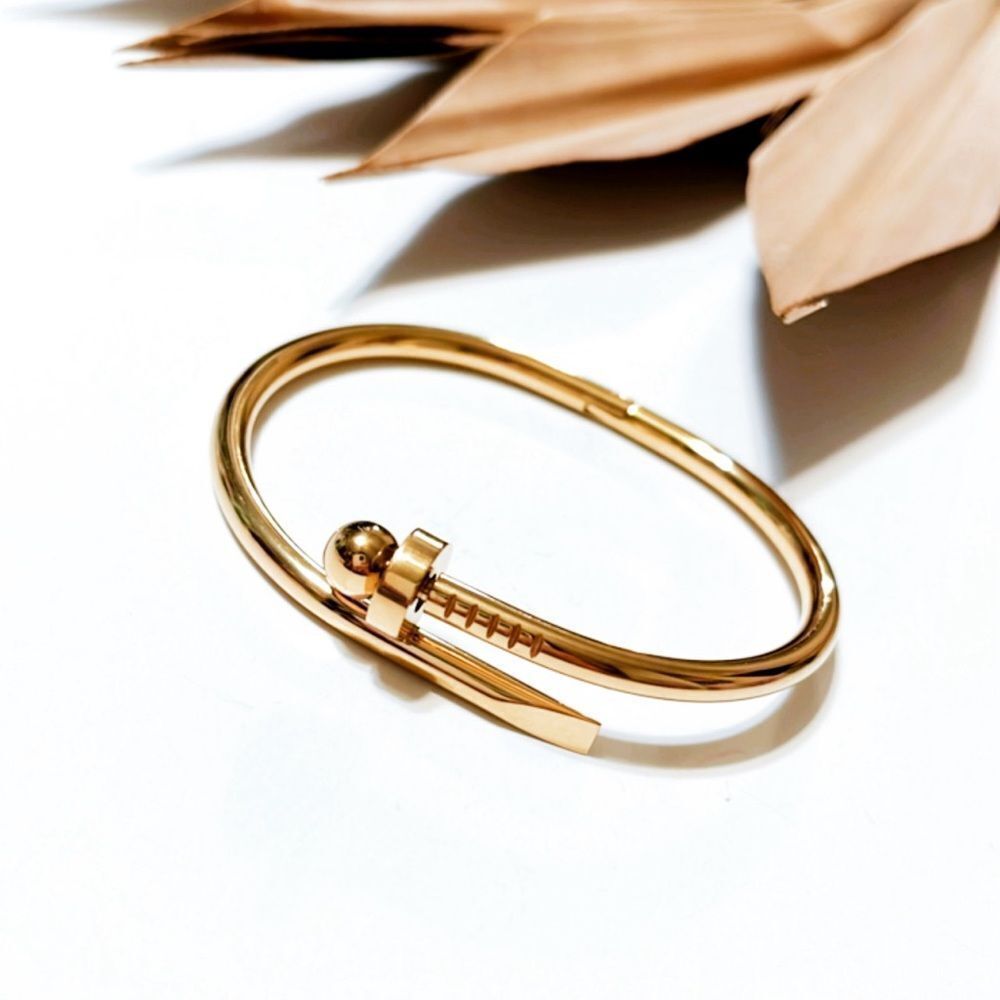 Gold nail bangle S260